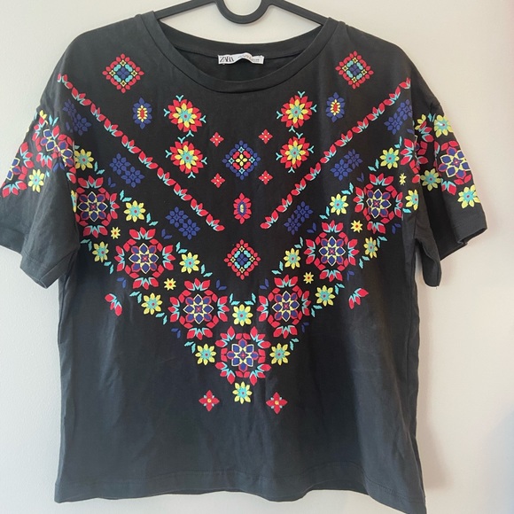 Zara Other - Zara rubberised print tee nwot